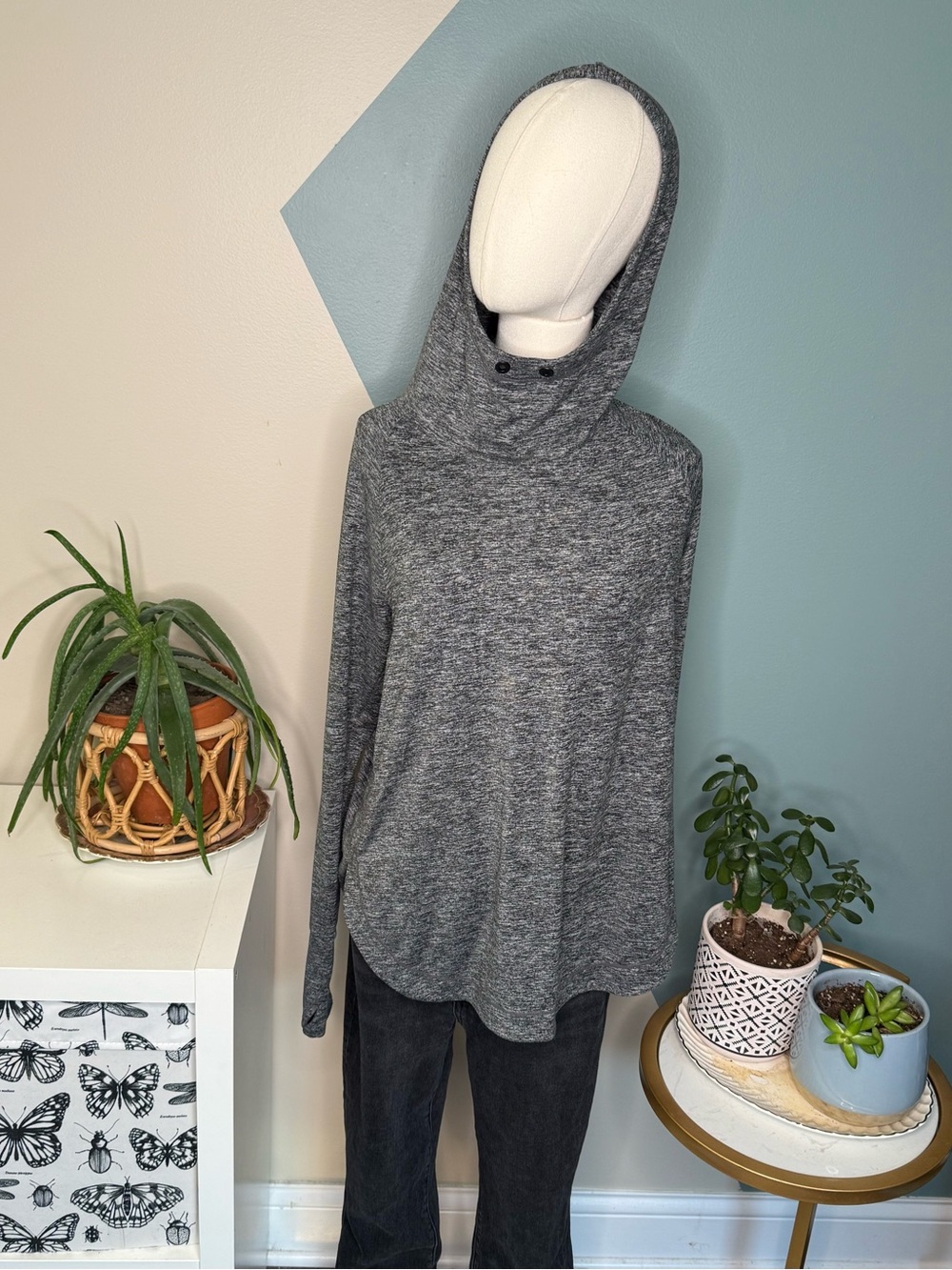 Athleta Gray Marl Face Cover Hoodie Techwear Running Pullover Medium - Picture 3 of 11